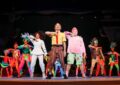 Bob Esponja, O Musical!, sucesso da Broadway, ganha montagem brasileira e estreia no Teatro Sérgio Cardoso