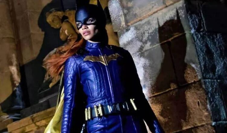 Diretores de Batgirl falam sobre filme cancelado depois de assistir The Flash