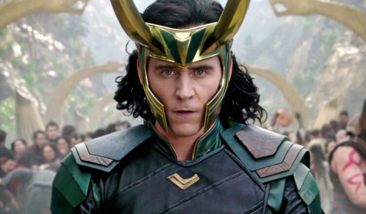 Loki acaba de apresentar uma nova versão da fanfarra do Marvel Studios
