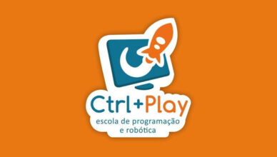 ctrl+play:%20Estudo%20da%20Programa%C3%A7%C3%A3o%20com%20Minecraft%20em%202024