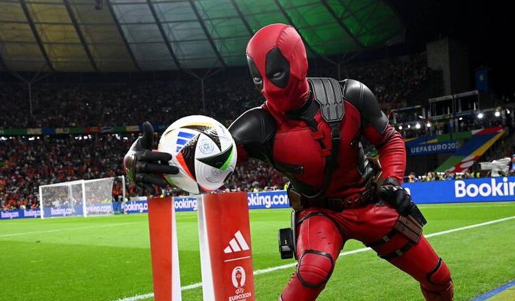 Deadpool Invade Jogo da Eurocopa 2024